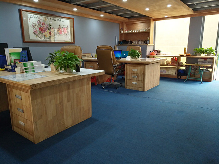 國(guó)敖環(huán)保一樓辦公桌
